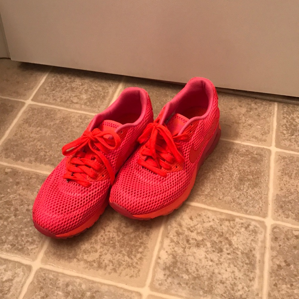 Neon coral mesh Nike size 9